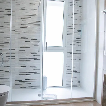 Real Holidays شقة