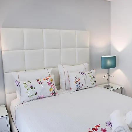 Real Holidays Apartment *