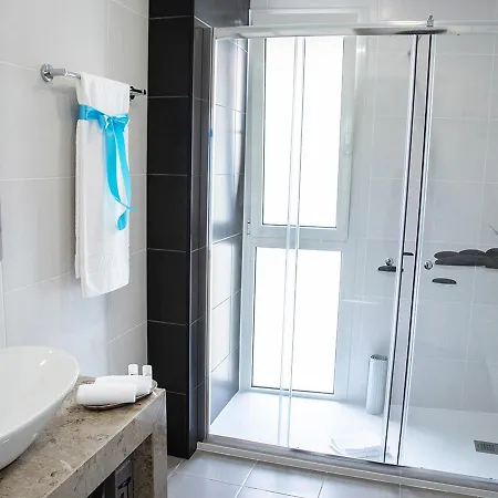 Real Holidays * Nazaré