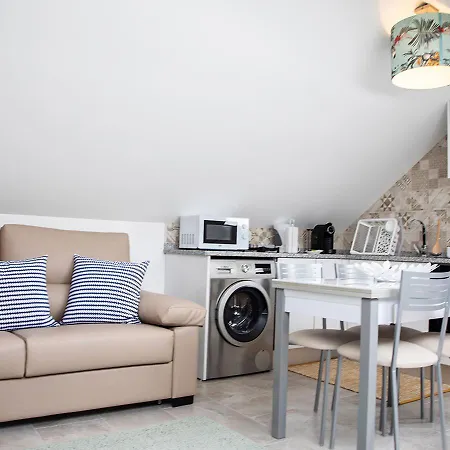 Real Holidays * נאזרה