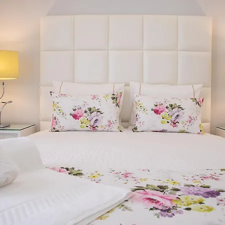 Apartment Real Holidays *