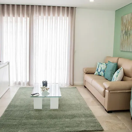 Real Holidays Apartment